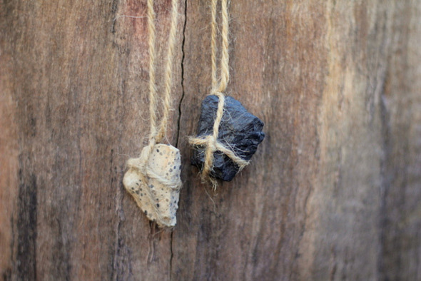 Outdoor activities with kids- Create jewellery using twine and found natural materials