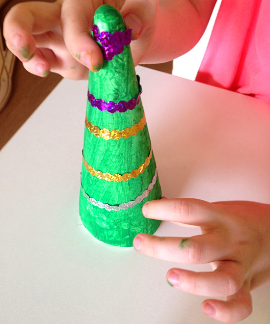Christmas Ideas - Sequinned Trees via Childhood 101