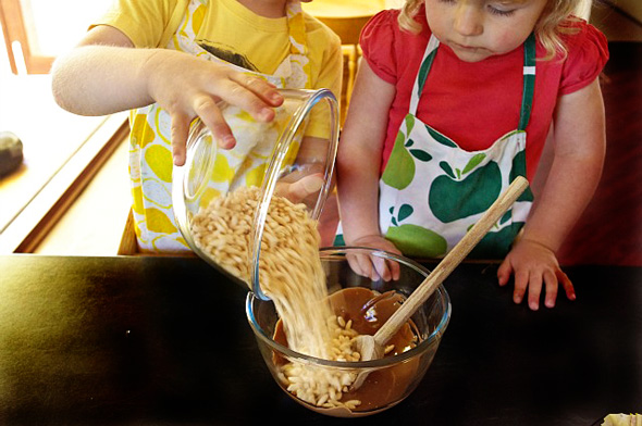 Cooking with Kids: Simple Chocolate Crackles