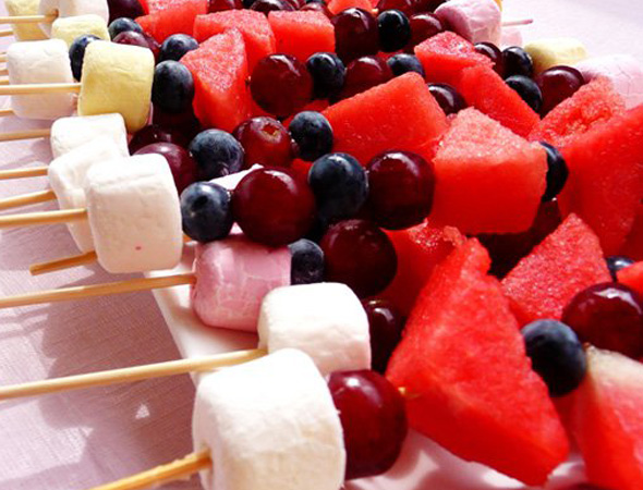 Classic party food ideas: Fruit kebabs