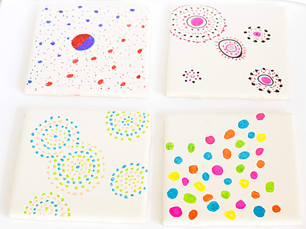 Gifts Ideas Kids Can Make: Coasters with Sharpie Art. Great for Christmas, Fathers and Mothers Day.
