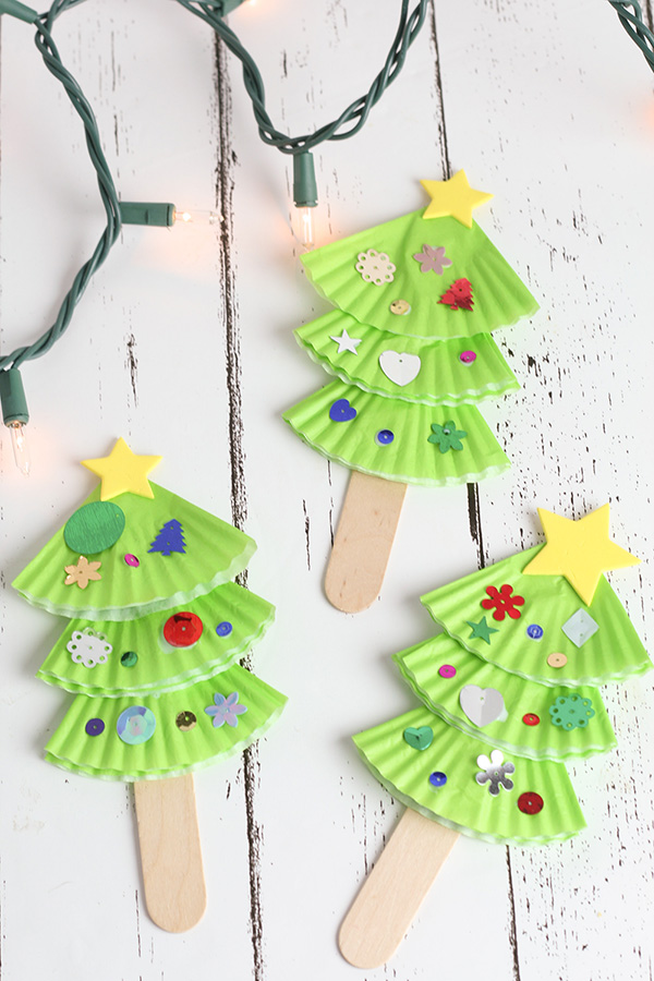Preschool Christmas tree craft
