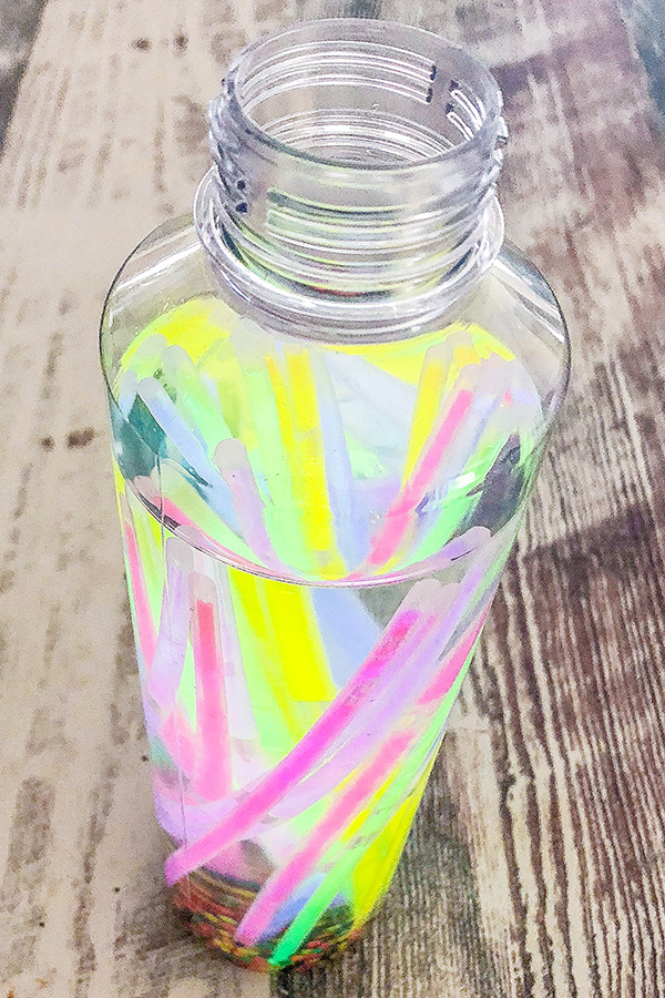 How to make a glow in the dark sensory bottle