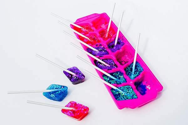 Glitter and bead ice painting tutorial