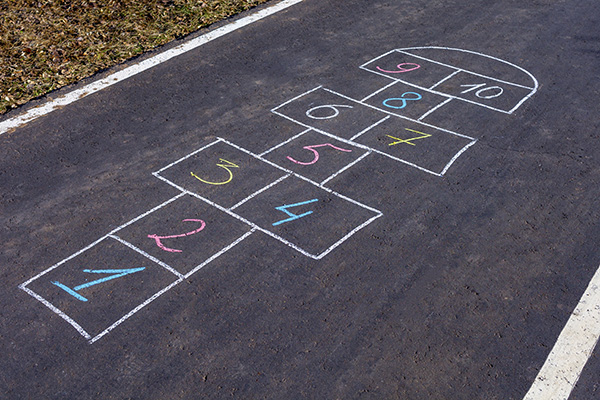 How to play hopscotch rules for play with playground variations