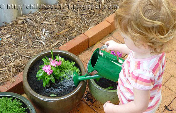 How to make a potted play garden